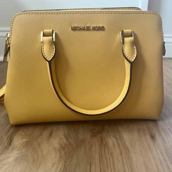 Michael Kors Idina Small Satchel Bag Saffiano Leather Powder Dusty Daisy Yellow - Picture 3 of 8
